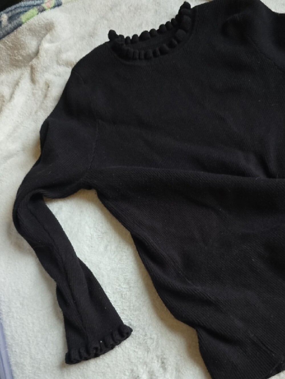 BloomChic Black Ruffle-Edge Long Sleeve Knit Top